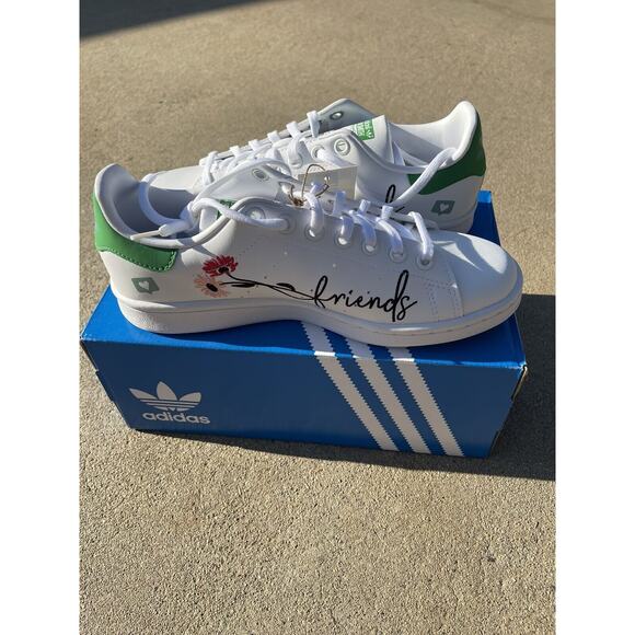 Amazon.com | adidas Kids Girls Stan Smith Shoe  Adidas Stan Smith Kids’ Lifestyle Shoe x Girl Power